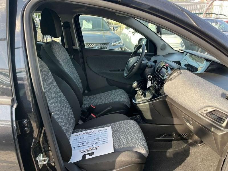 Lancia Ypsilon Ypsilon 1.0 FireFly 5 porte S&S Hybrid Silver Plus
