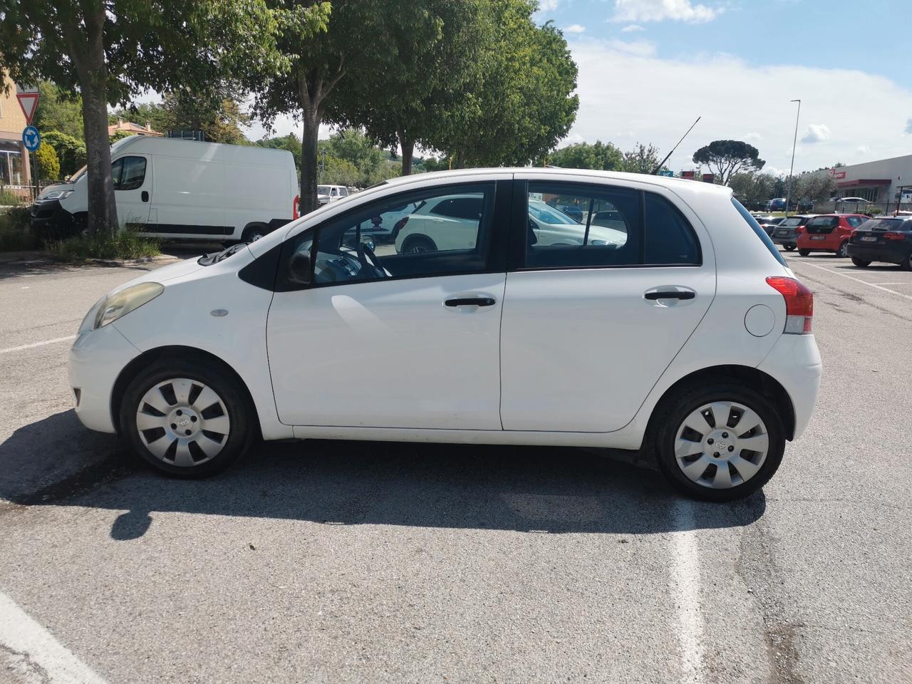 Toyota Yaris 1.0 OK NEOPATENTATI