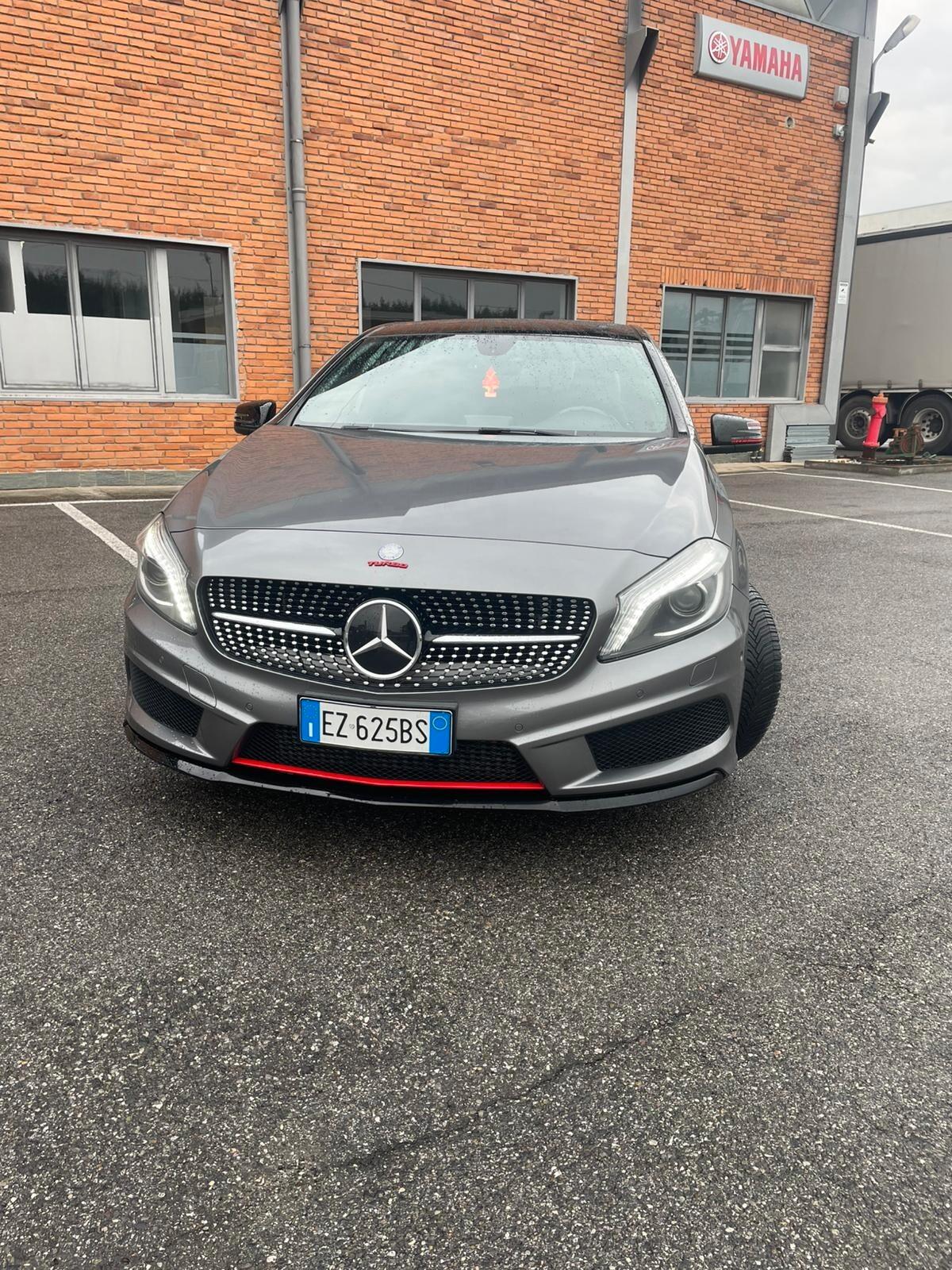 Mercedes-benz A 200 CDI Automatic 4Matic Dark Night Edition