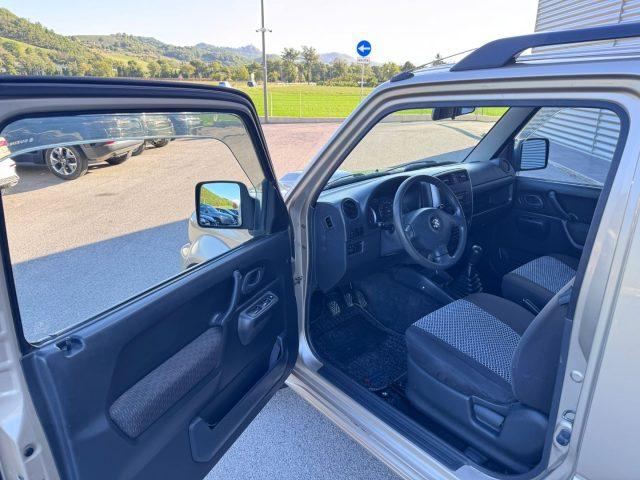 SUZUKI Jimny 1.5 DDiS cat 4WD JLX TRAZIONE INTEGRALE 4X4