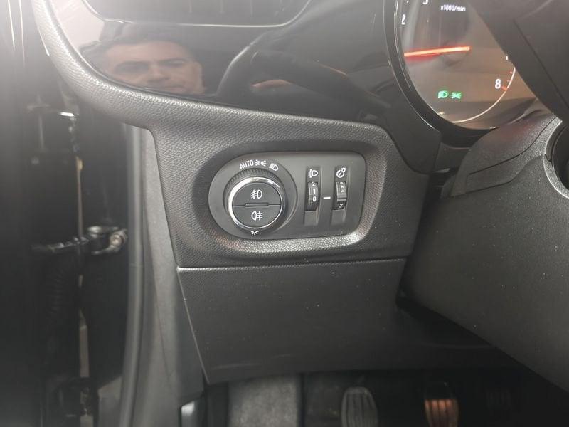 Opel Corsa 1.2 75cv Blitz Edition MT5