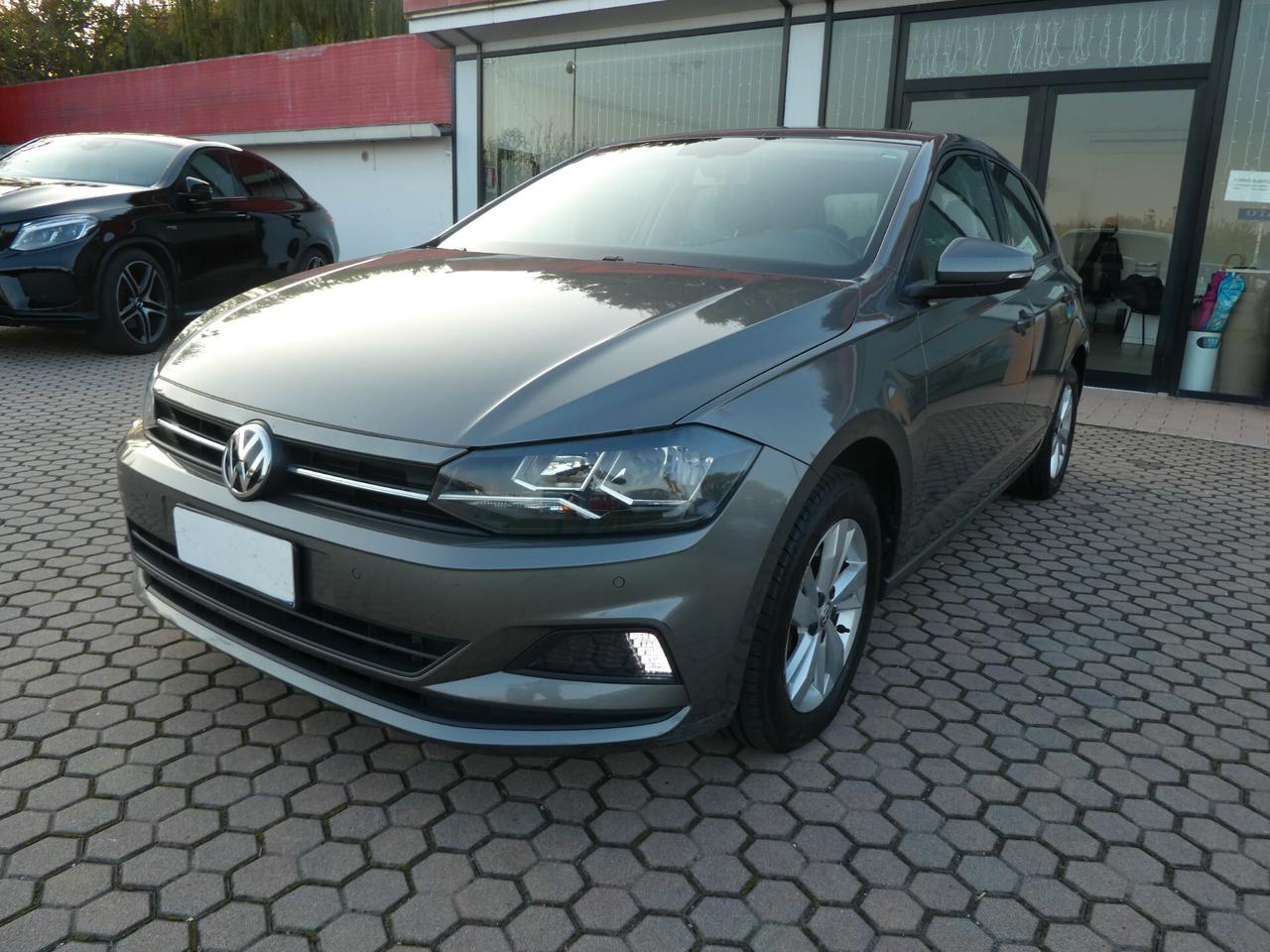 Volkswagen Polo 1.6 TDI 95 CV DSG OK NEOPATENTATI