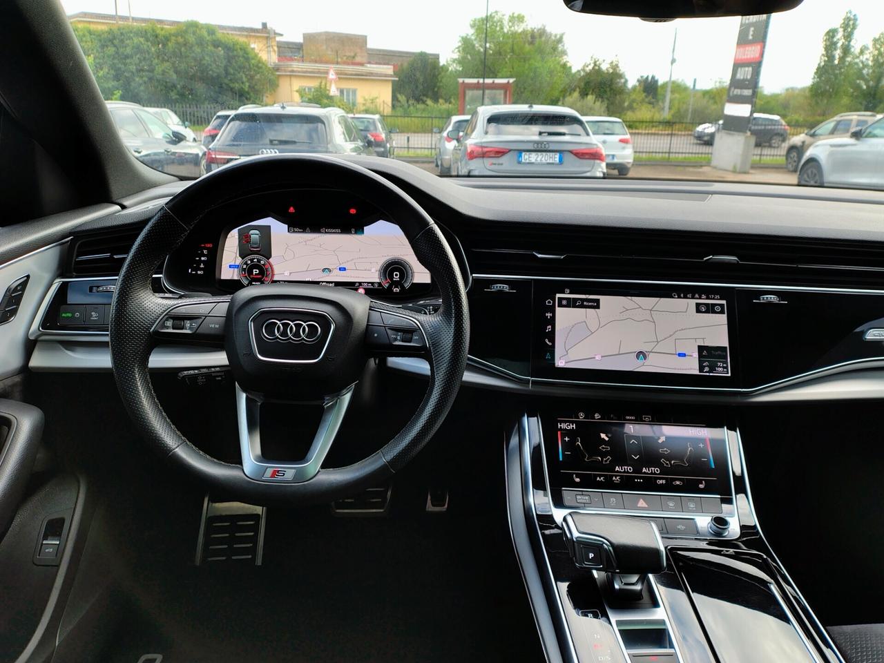 Audi Q8 55 TFSI e quattro tiptronic Sport
