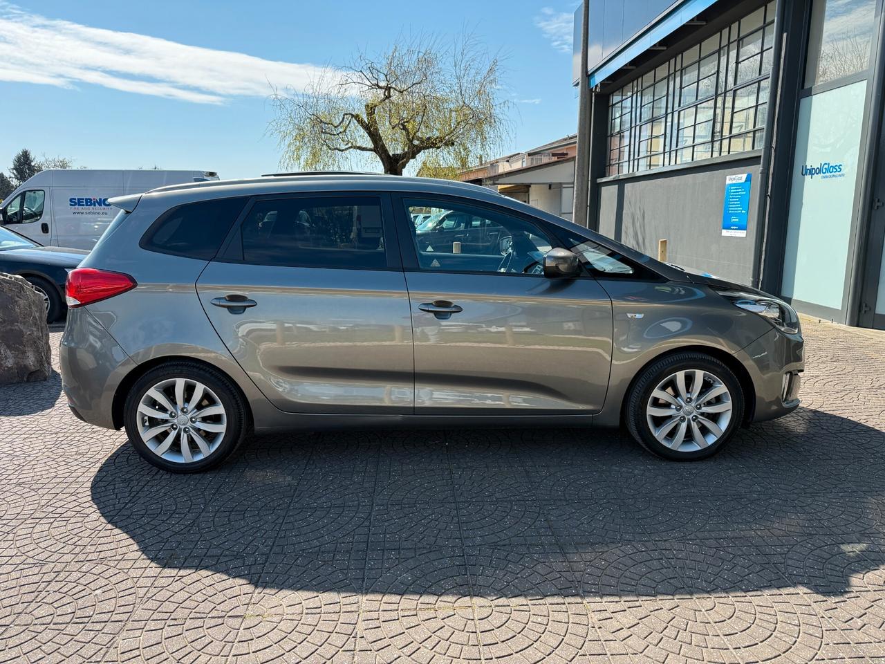 Kia Carens 1.7 CRDi 115 CV Class 7 POSTI