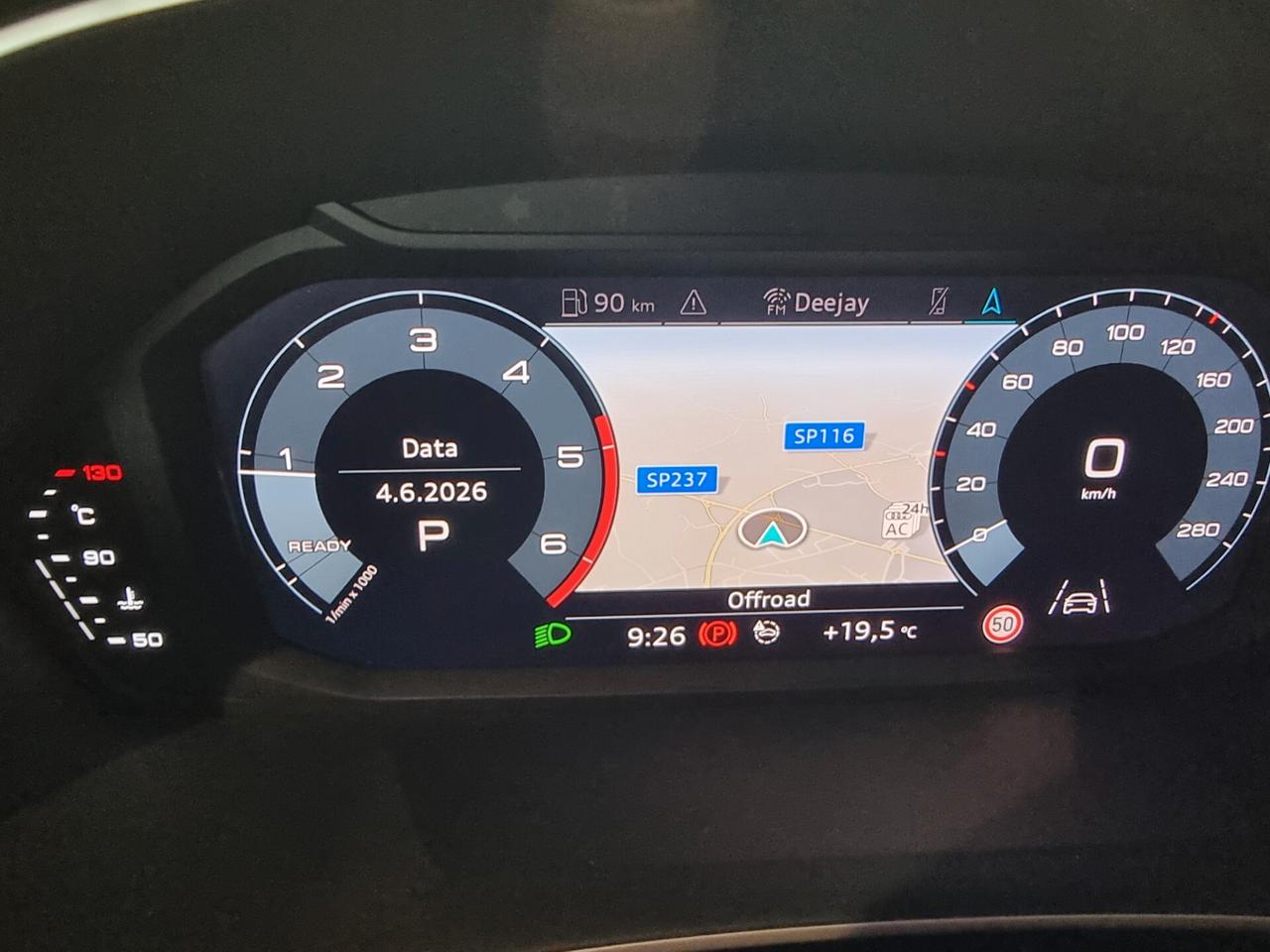 AUDI Q3 35 TDI S tronic Business • Virtual Cockpit • LED • Navi • Euro 6