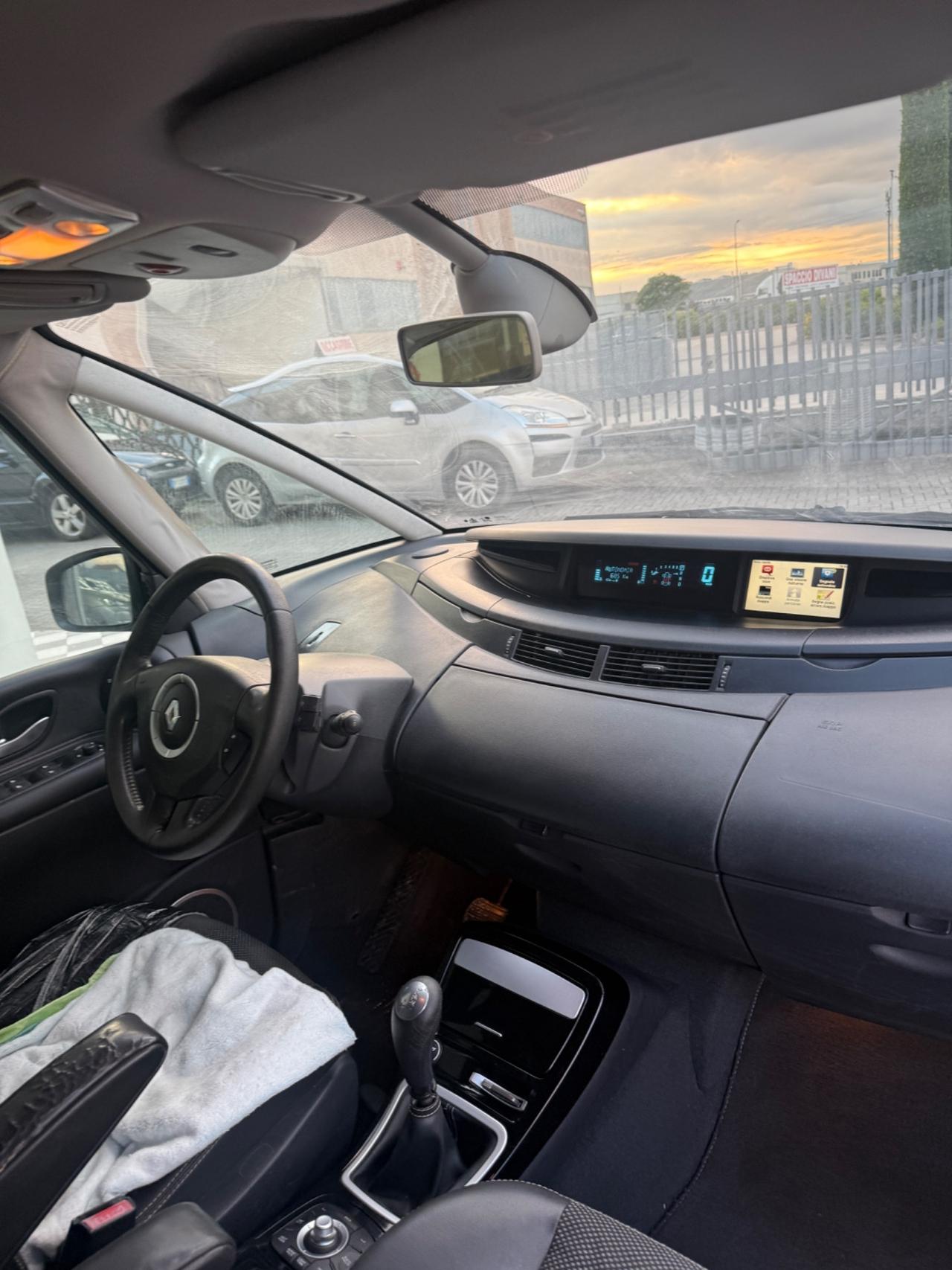 Renault Espace Grand Espace 2.0 dCi 175CV Proactive Initiale