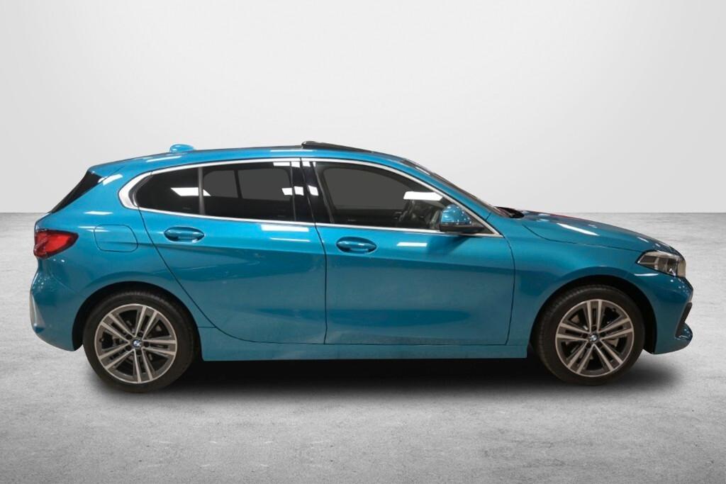 BMW 116D 115CV STEPTRONIC BUSINESS DESIGN ( FARI LED - BMW DIGITAL COCKPIT - TETTO PANORAMICO APR. - NAVI - MIRROR - PARK ASSISTANT - TELECAMERA POST. - CERCHI 17 )