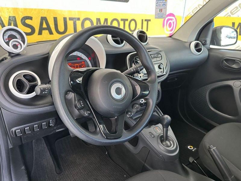 smart fortwo EQ Youngster