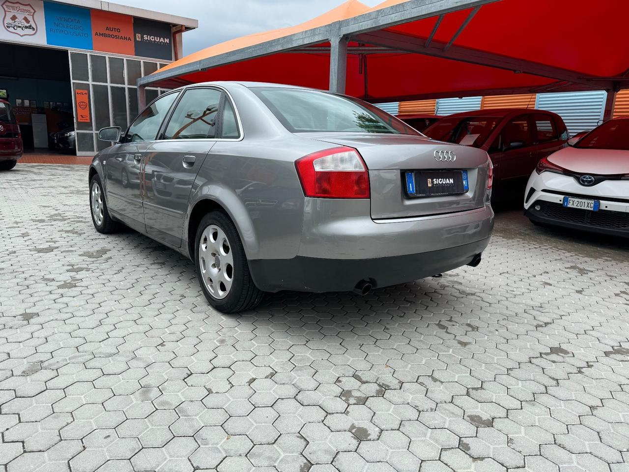 Audi A4 3.0 V6 30V cat QUATTRO