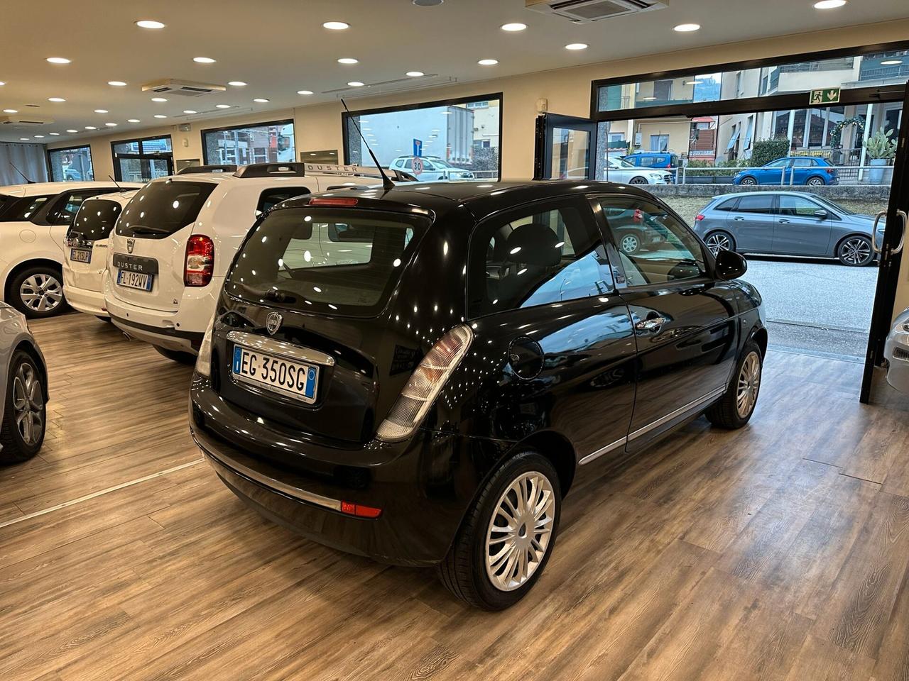 Lancia Ypsilon 1.2 69 CV Diva