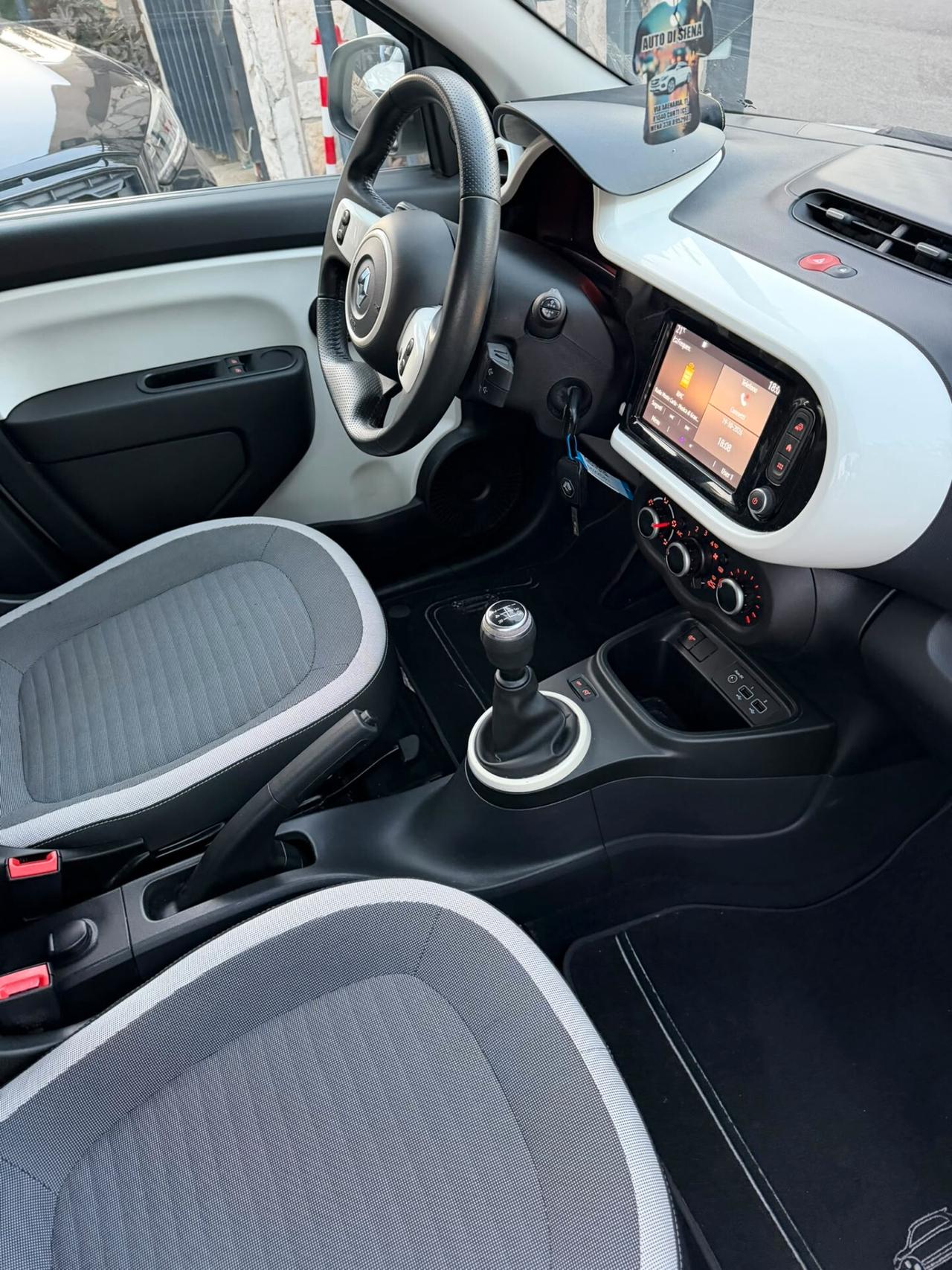 Renault Twingo SCe 65 CV Duel2
