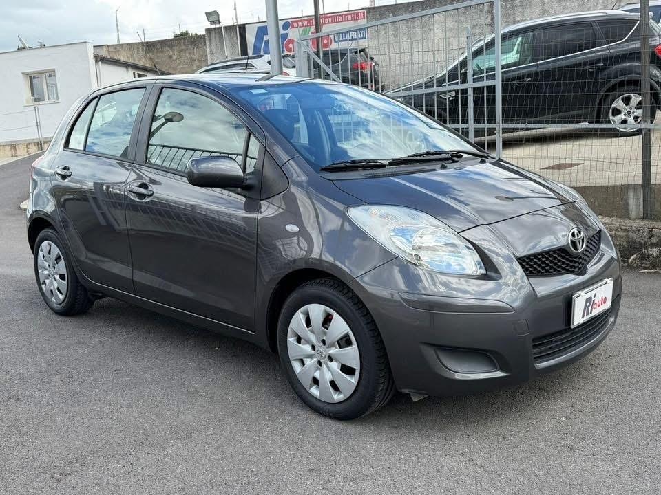 Toyota Yaris 1.4 D-4D 90 cv 5 porte Sol