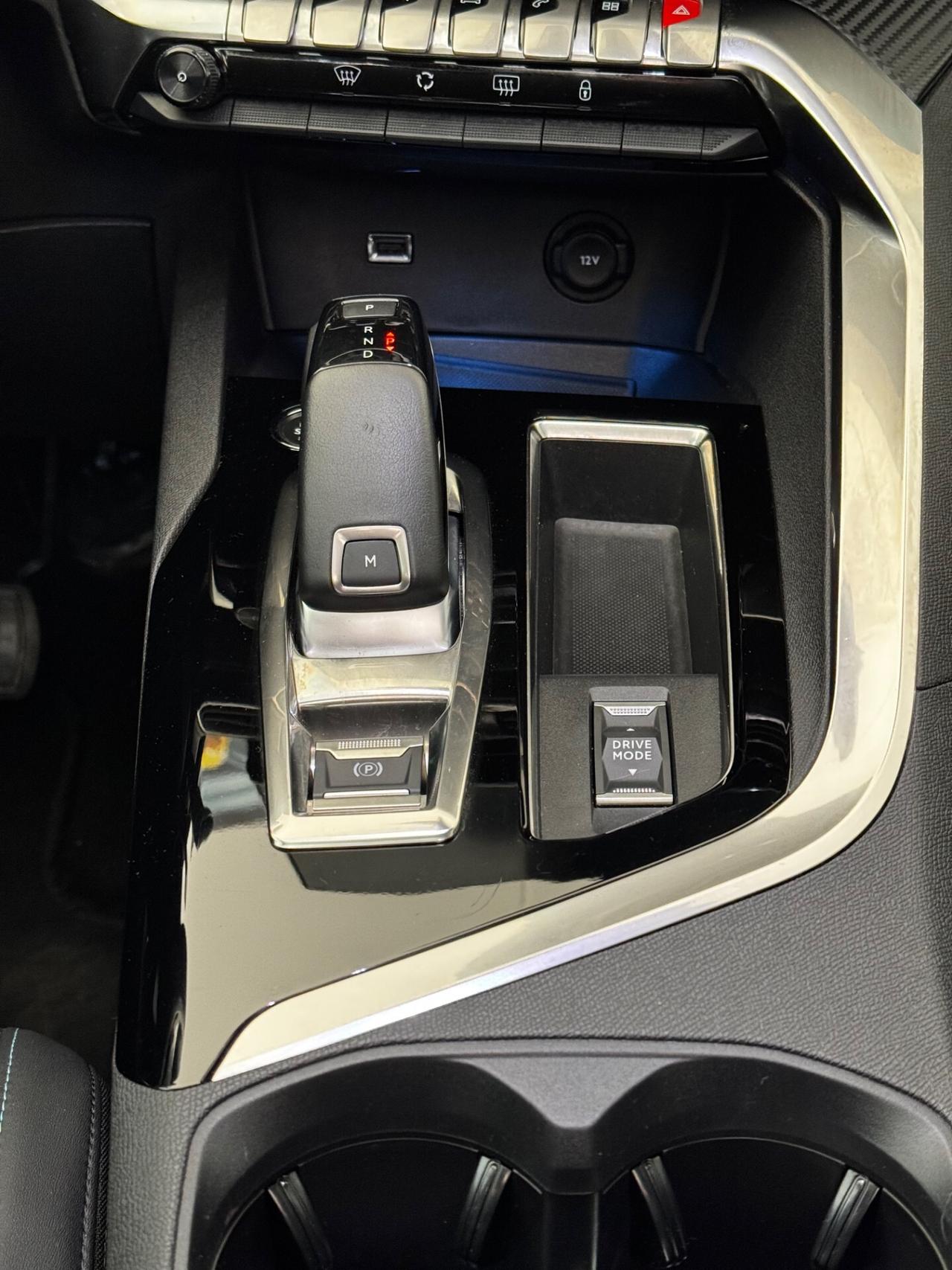 Peugeot 3008 BlueHDi 130 S&S EAT8 Allure Pack PROMO!