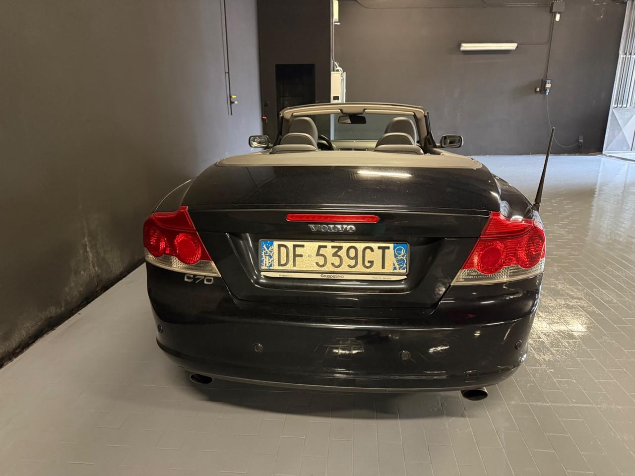 Volvo C70 2.4 D5 20V Momentum