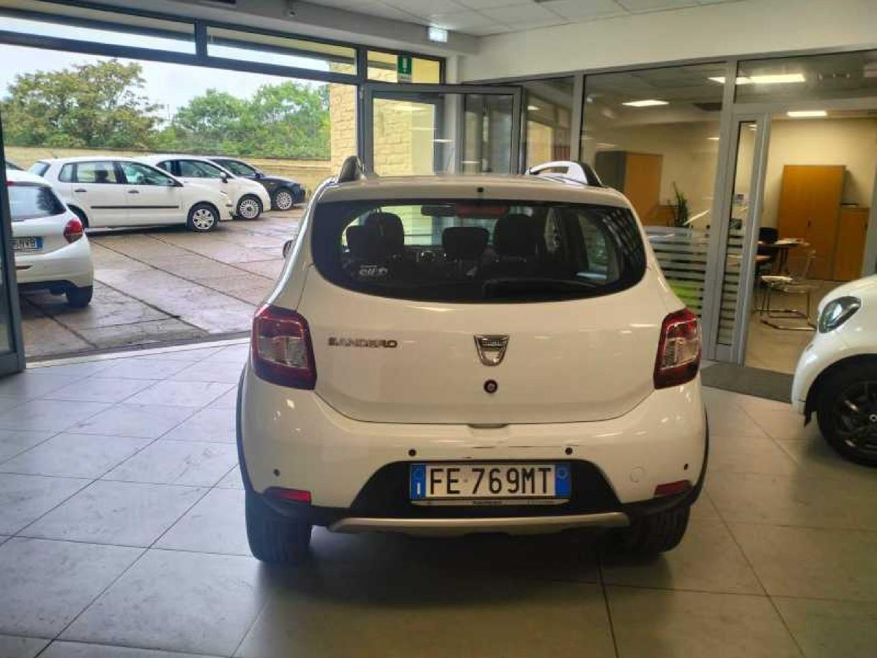 Dacia Sandero Stepway 1.5 dci s&s 90cv auto