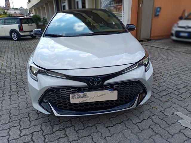TOYOTA Corolla 2.0 Hybrid GR SPORT