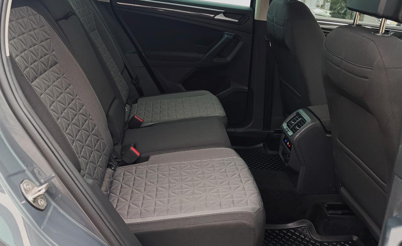 Volkswagen Tiguan 2.0 TDI SCR Life - 2023 - Uniproprietario - Service Ufficiale VW