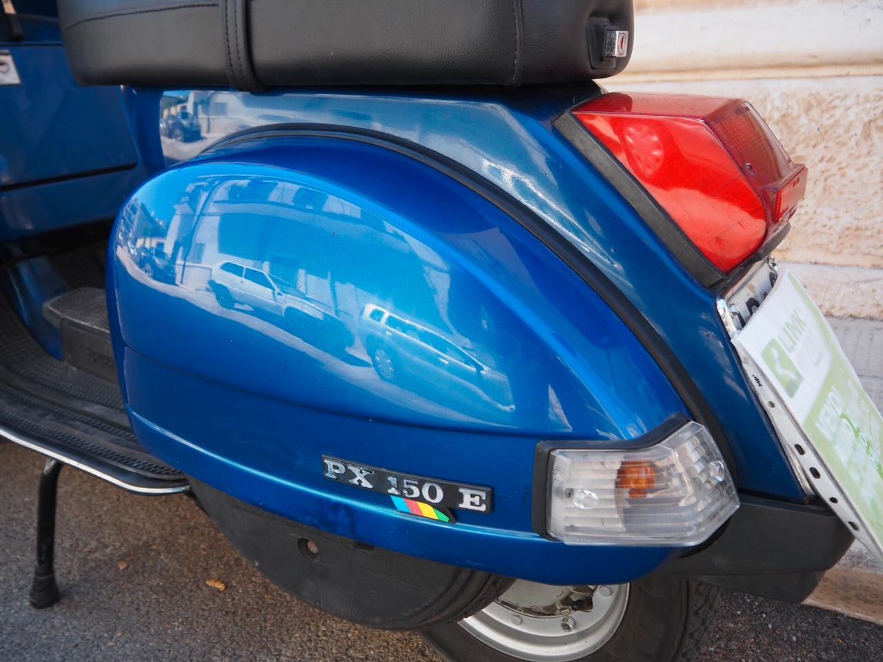 Piaggio Vespa PX 150 E