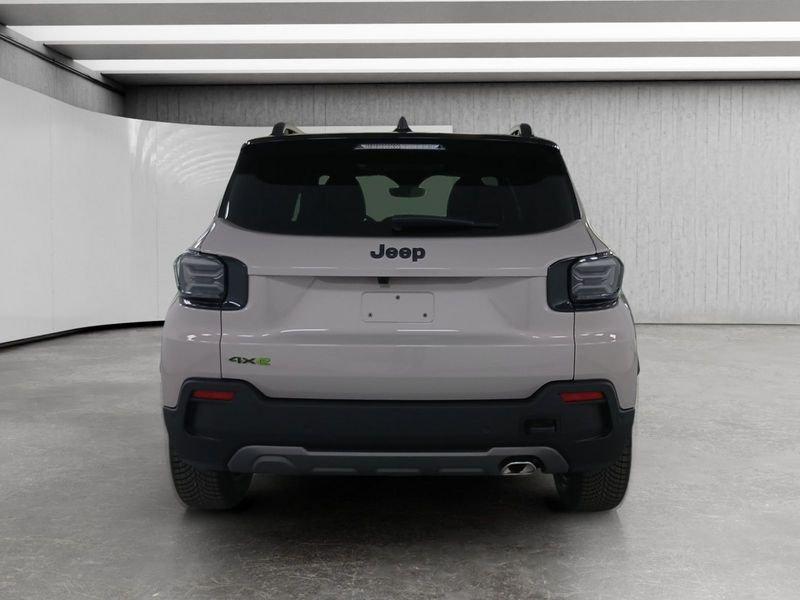 Jeep Avenger 1.2 turbo e-hybrid mhev Overland 4xe 145cv edct6