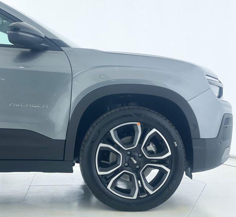 Jeep Avenger 1.2 Turbo 110 CV MHEV Summit