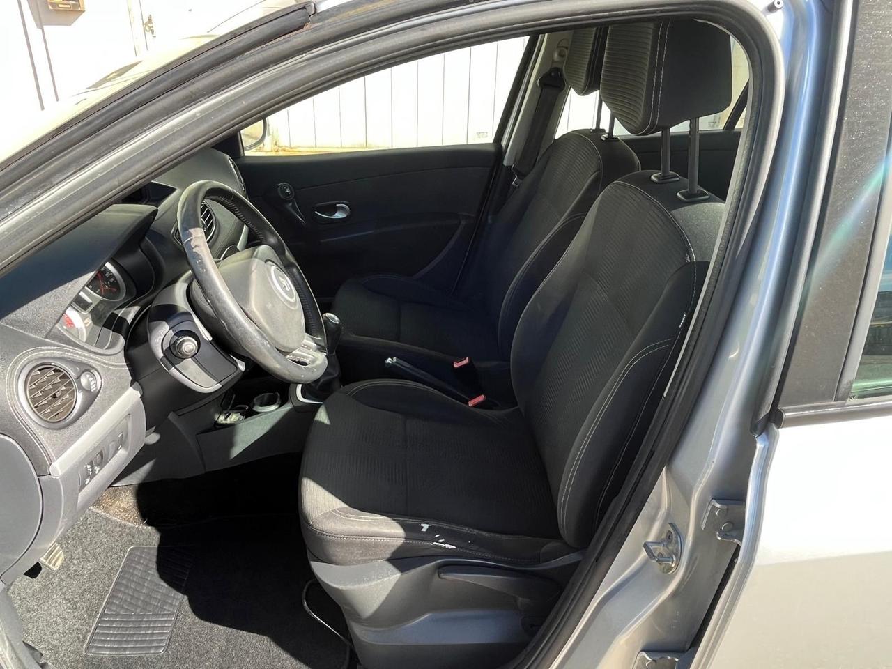 Renault Clio 1.2 benzina 16V Km 132.000
