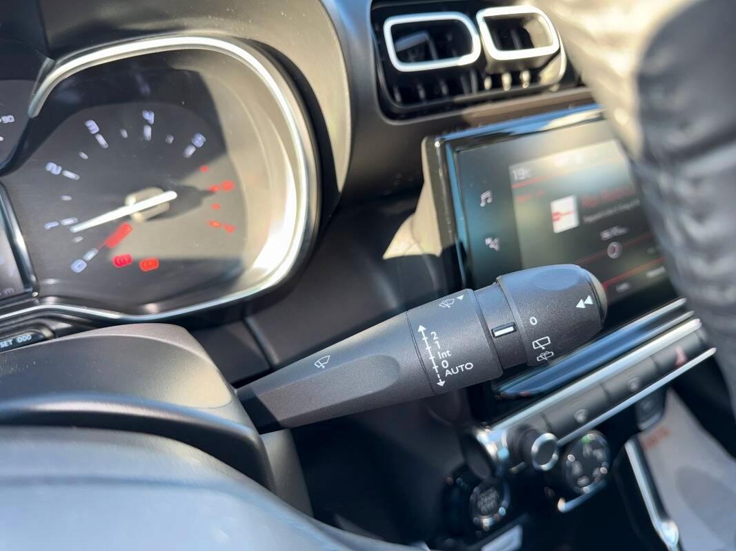 Citroen C3 Aircross 1.2 puretech Shine 110cv Con TELECAMERA & NAVIG.