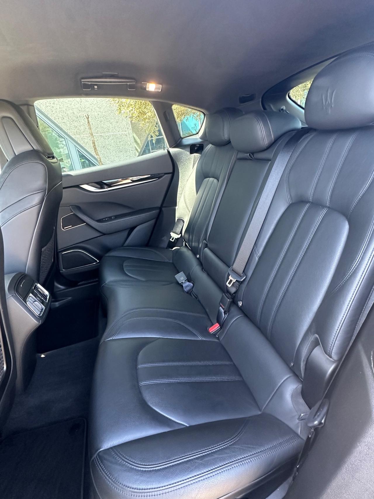 Maserati Levante V6 Diesel 275 CV AWD Gransport
