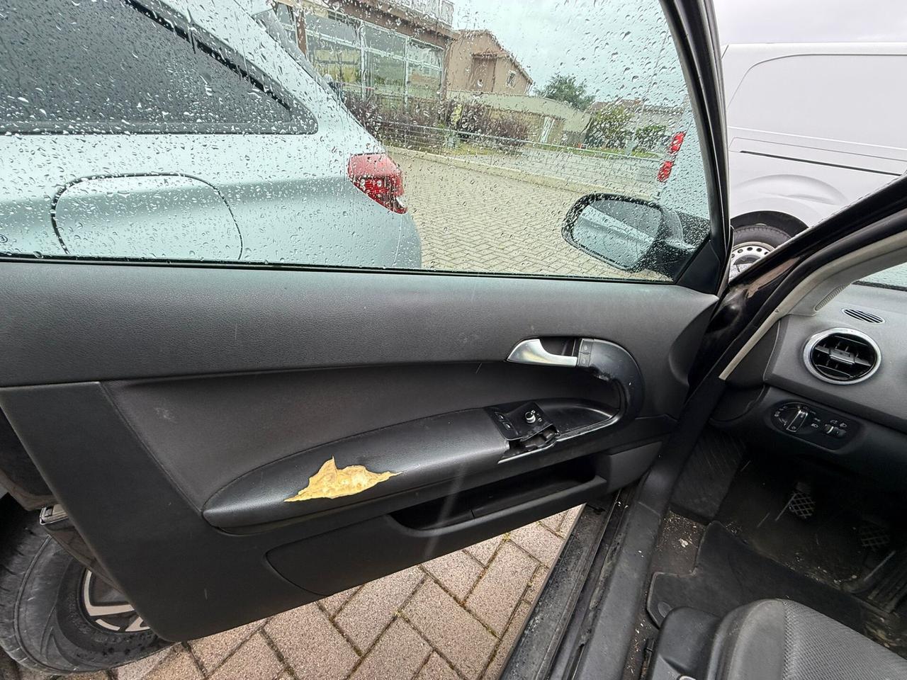 Audi A3 3 PORTE 1.6 TDI *PER COMMERCIANTI, NO PRIVATO*