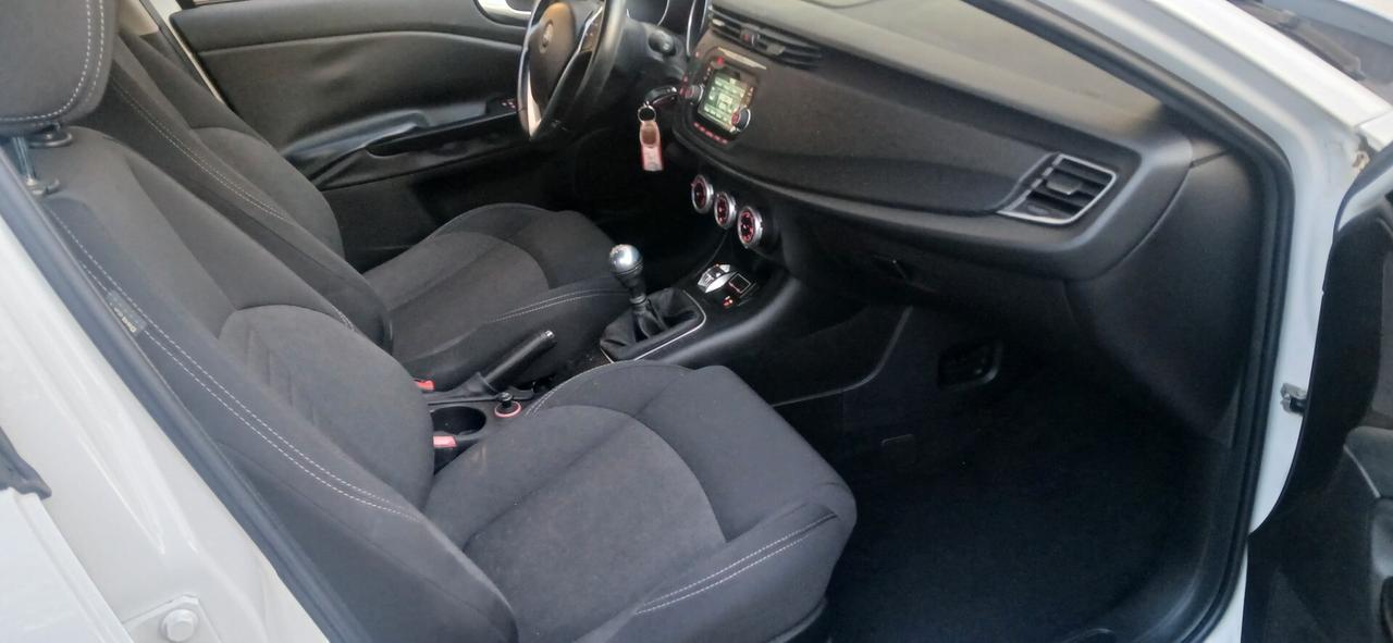 Alfa Romeo Giulietta 1.6 JTDm neopatentati euro 6