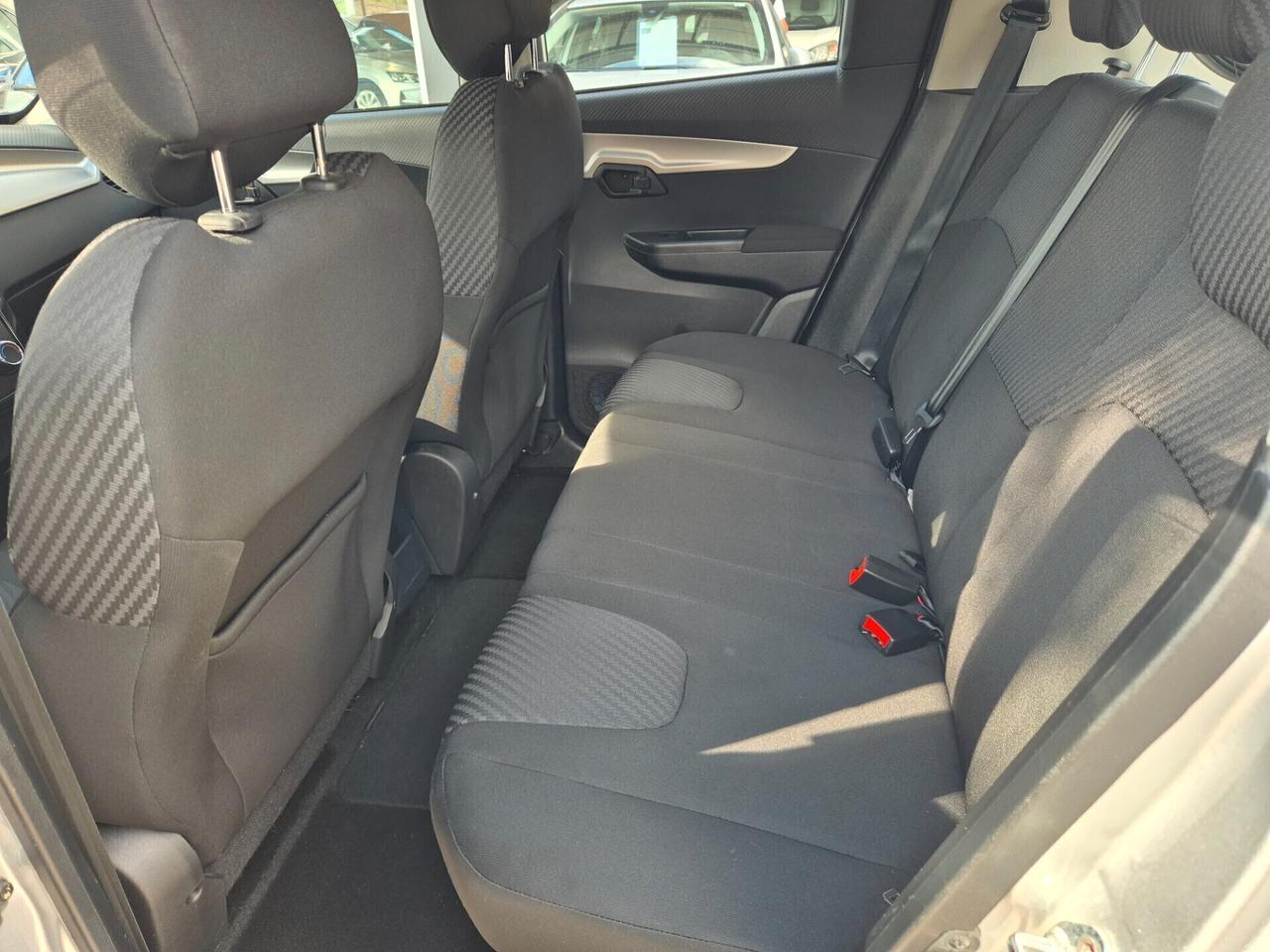 Mahindra KUV100 1.2 VVT M-Bifuel(GPL) K6+