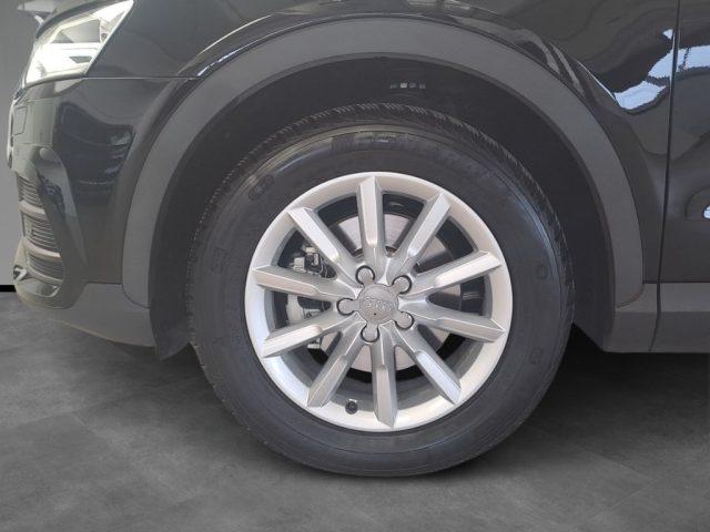 AUDI Q3 2.0 TDI 120 CV Business