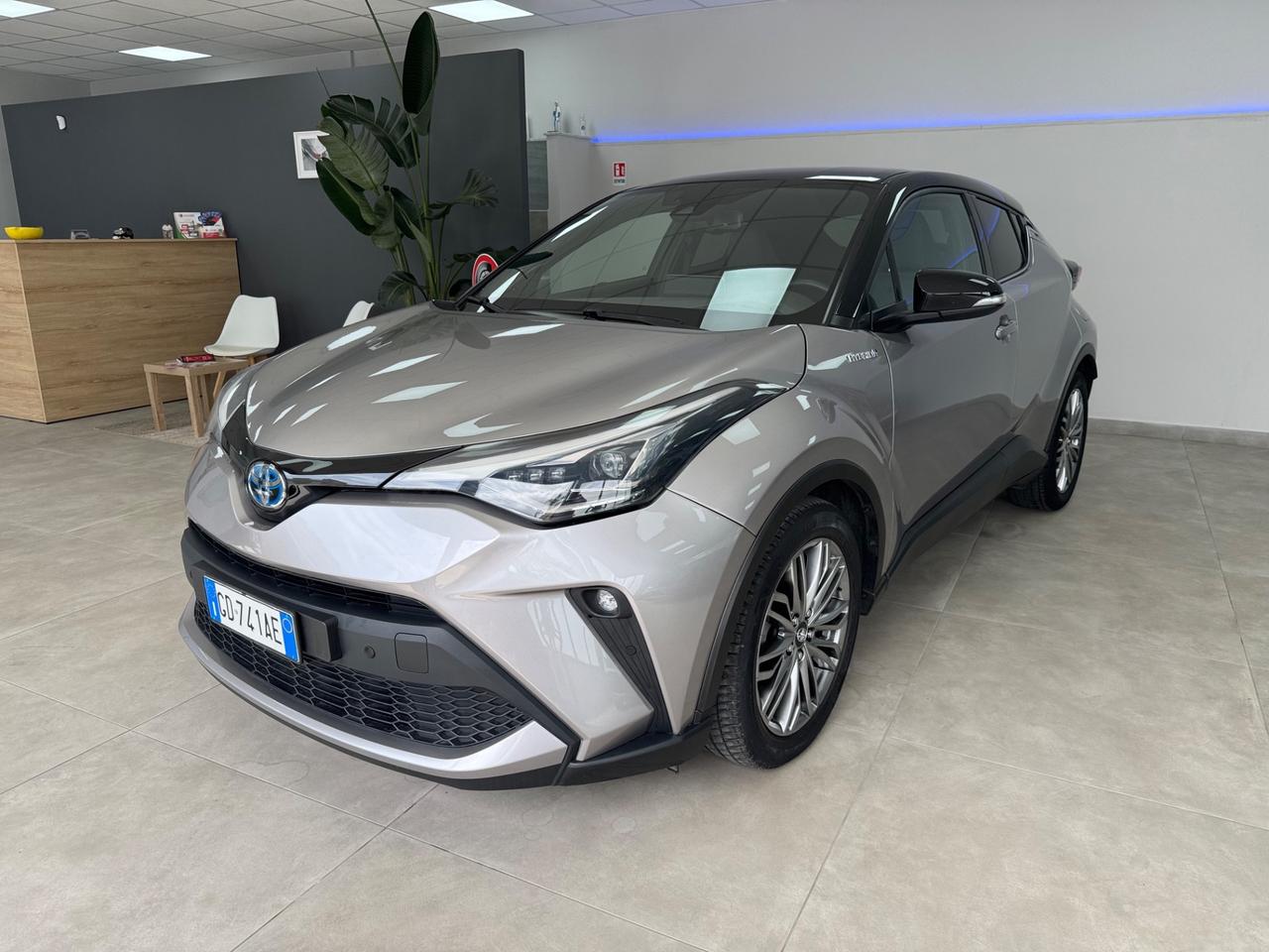 Toyota C-HR 2.0 Hybrid E-CVT Lounge