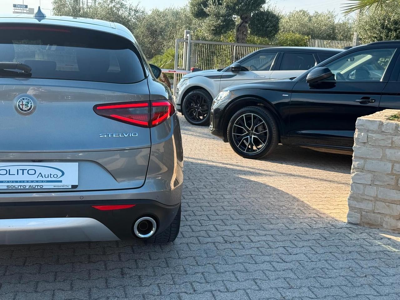 Alfa Stelvio 2.2 160 CV AT8 RWD Super + Palette