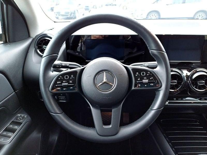 Mercedes-Benz GLA 200 d Business auto