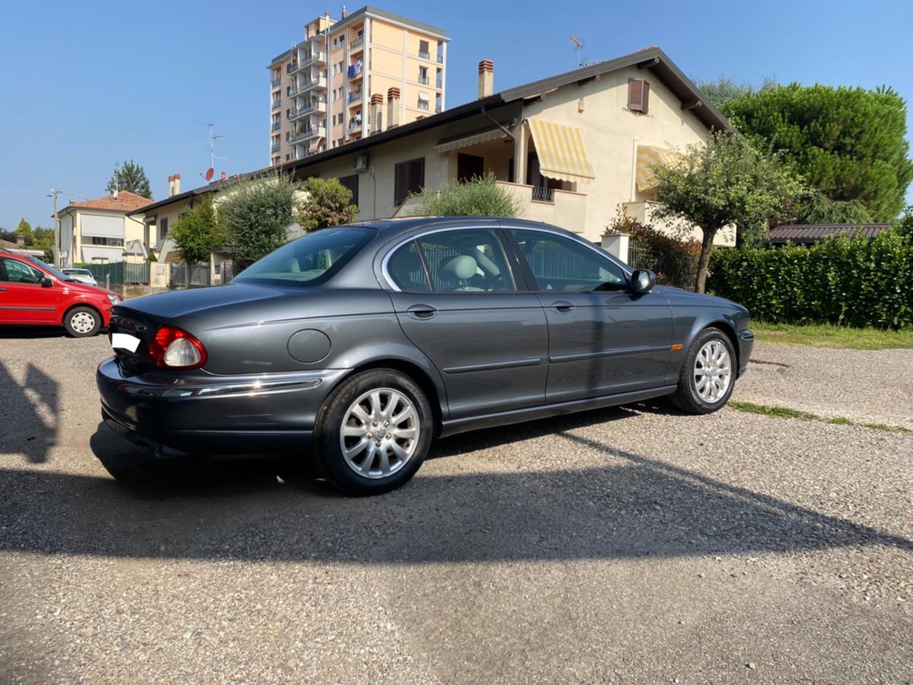 Jaguar X-Type 2.5 V6 24V cat Executive