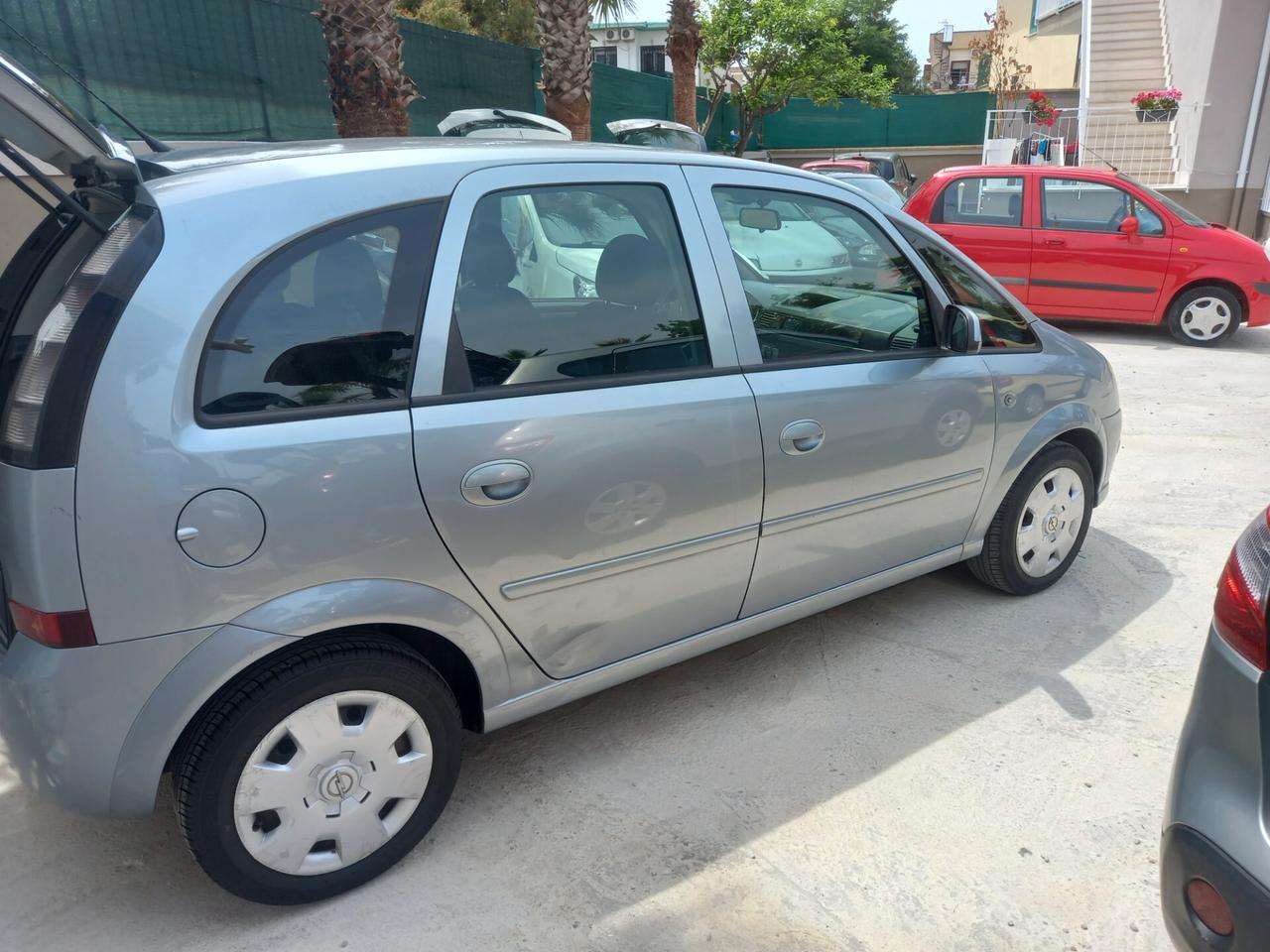 Opel Meriva 1.6 16V Cosmo