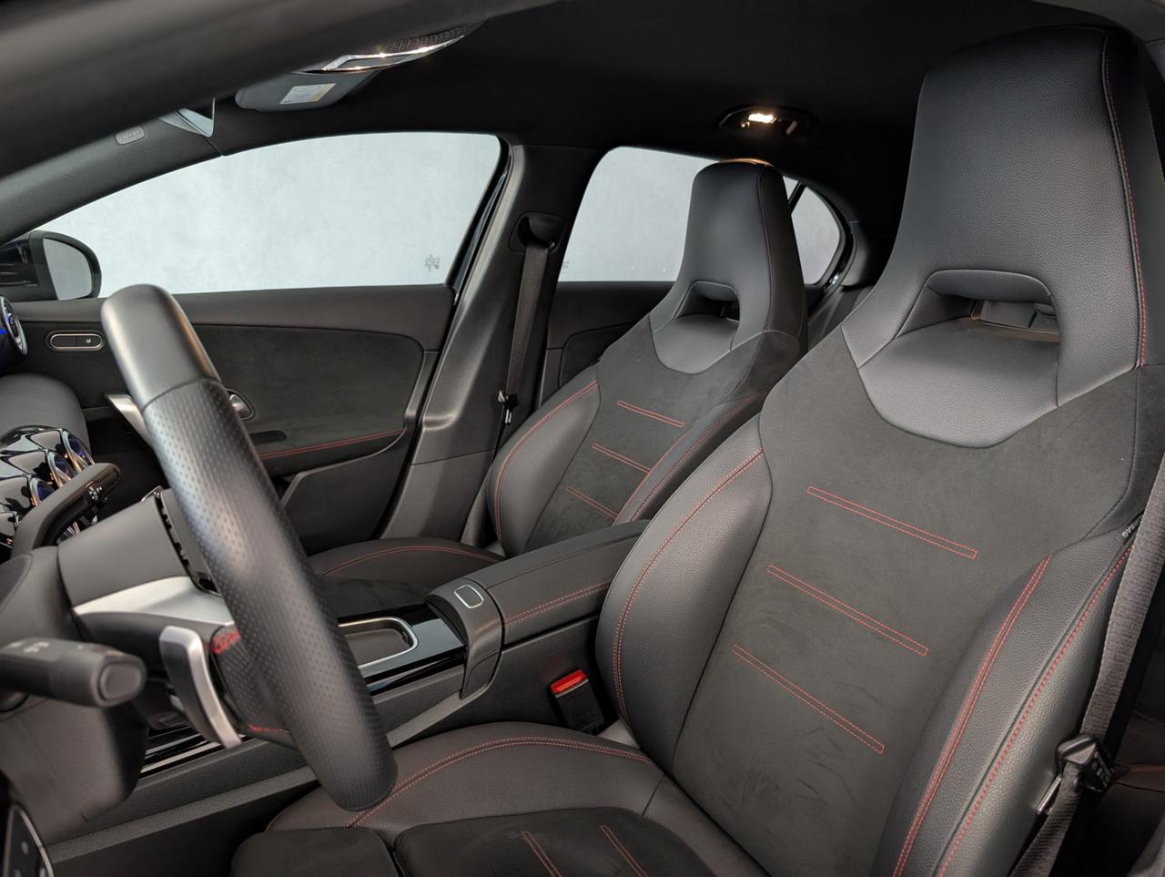 Mercedes-Benz classe a - w177 a 180 premium amg line auto 180 Automatic Premium AMG Line