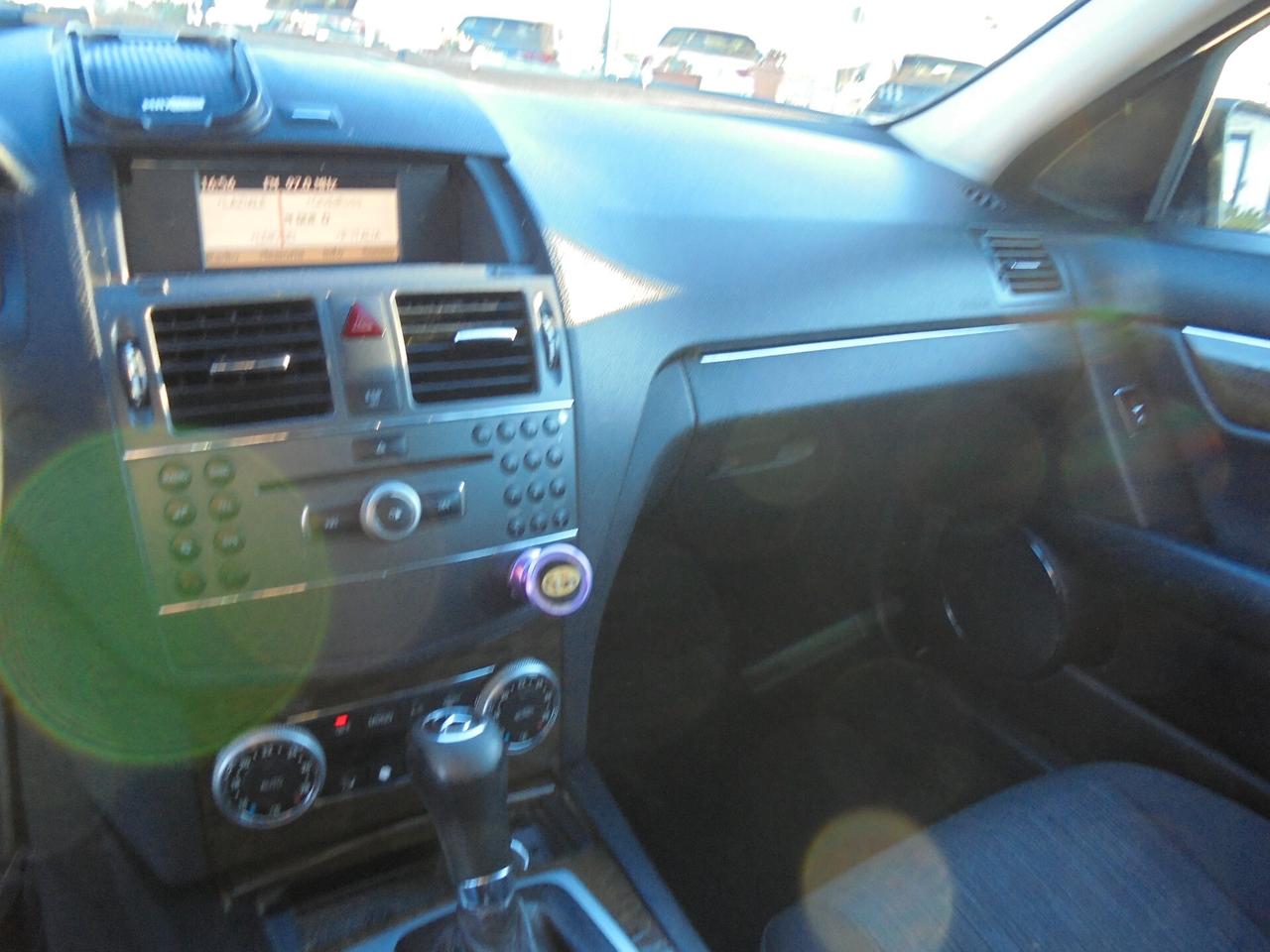 Mercedes-benz C 220 CDI BlueEFFICIENCY Elegance