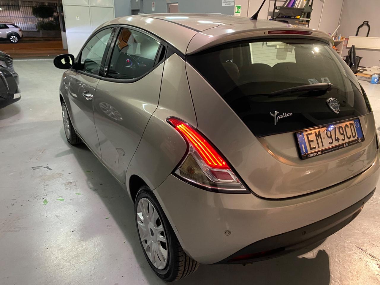Lancia Ypsilon 1.3 MJT 16V 95 CV 5 porte S&S Gold