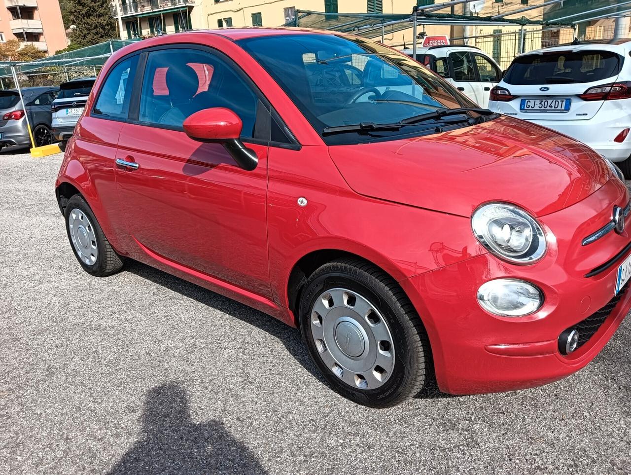 Fiat 500 1.0 Hybrid Red