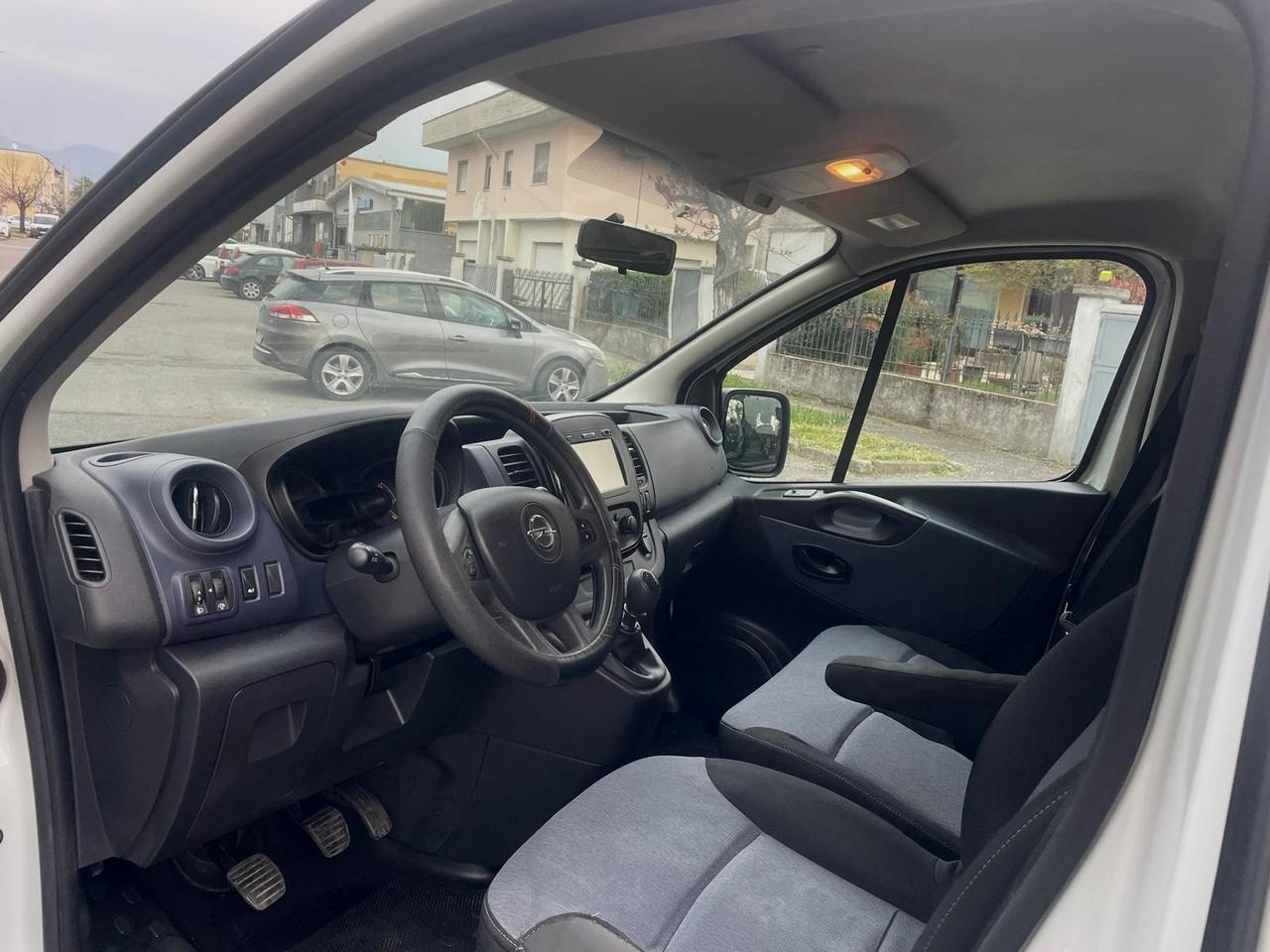 Opel Vivaro 1.6 Diesel 9 posti 2017