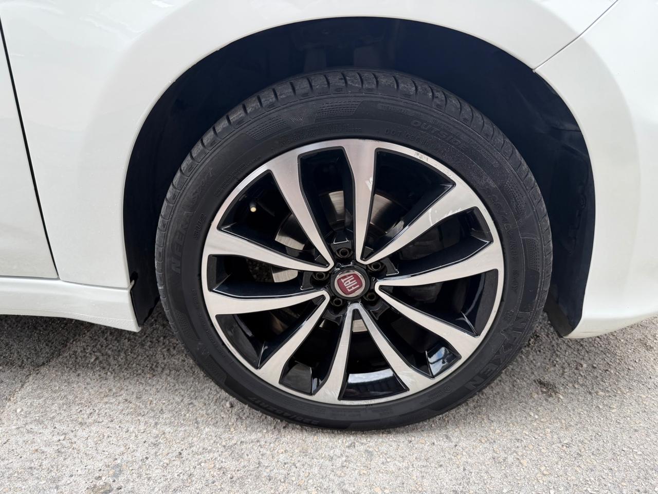 Fiat Tipo 1.4 T-Jet 120CV GPL SW Lounge