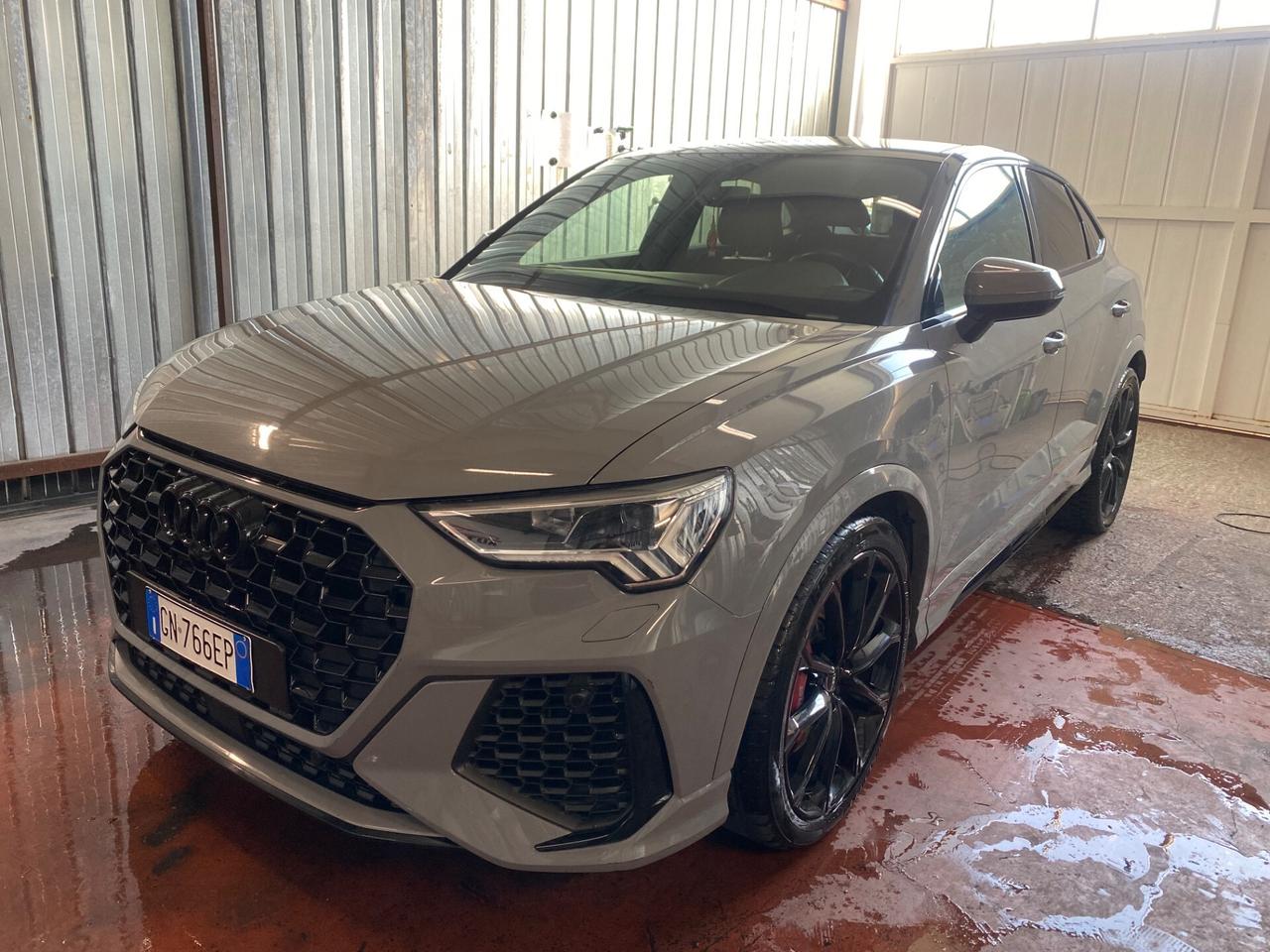 Audi Q3 RS Q3 SPB quattro S tronic LED