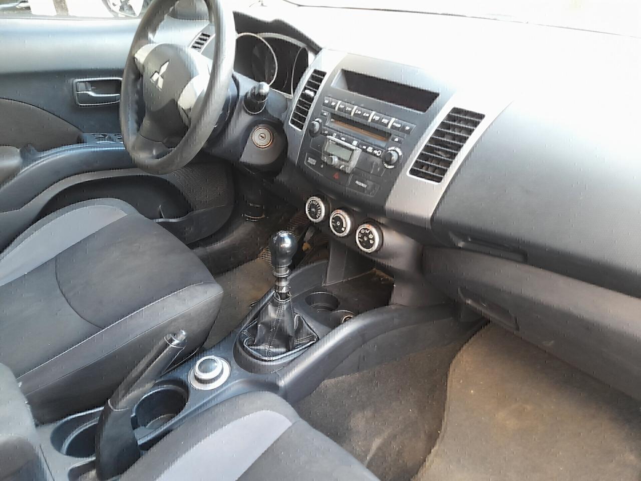 Mitsubishi Outlander 2.0 4X4