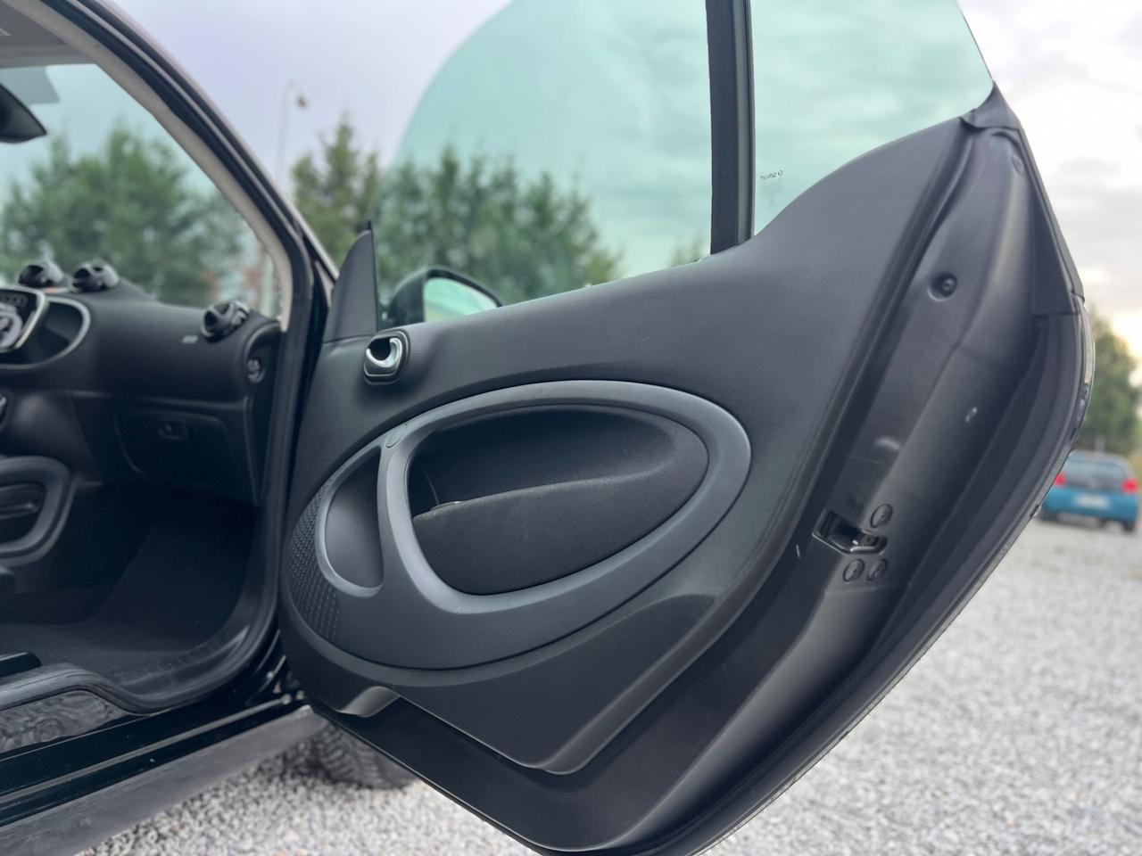 Smart ForTwo 70 1.0 twinamic Superpassion