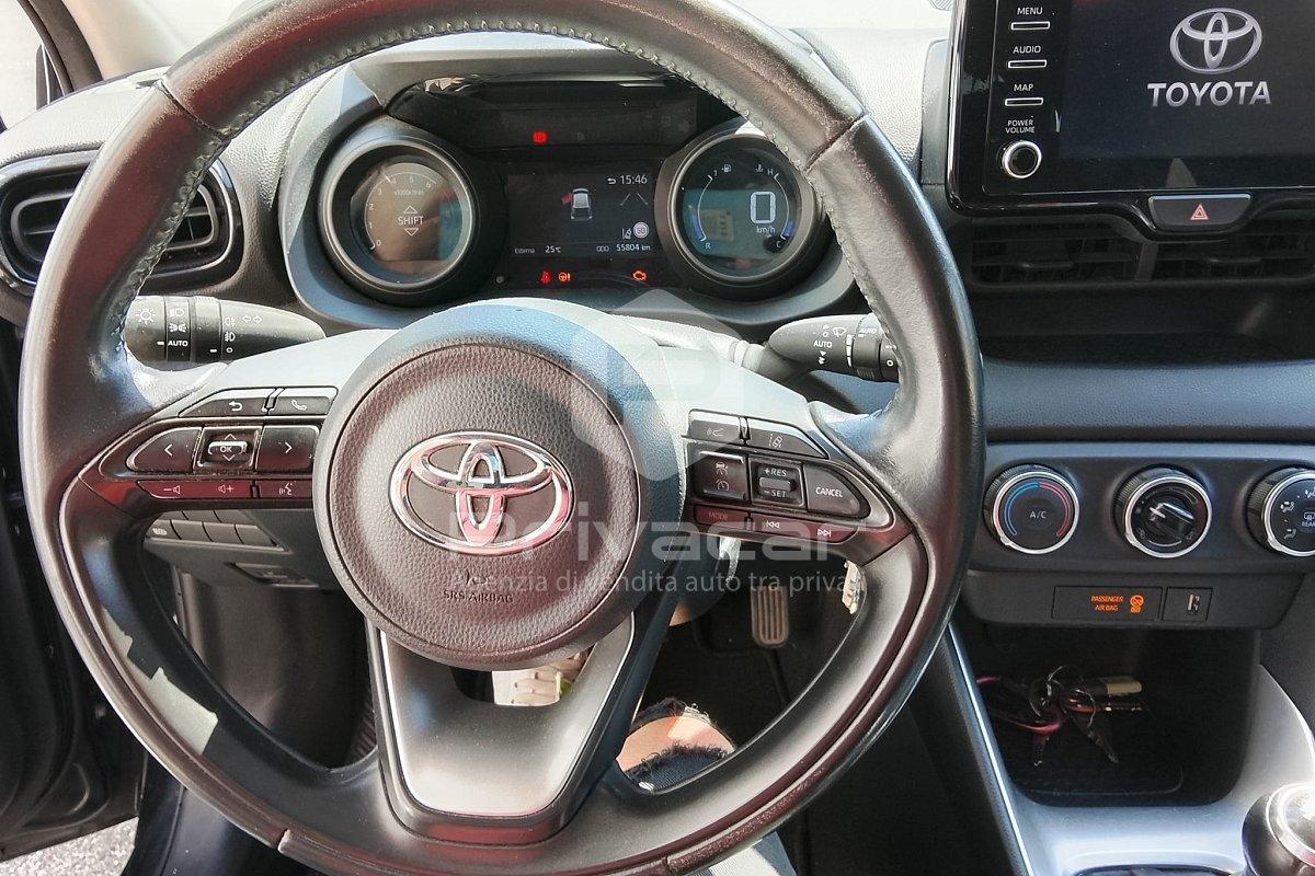 TOYOTA Yaris 1.0 5 porte Trend