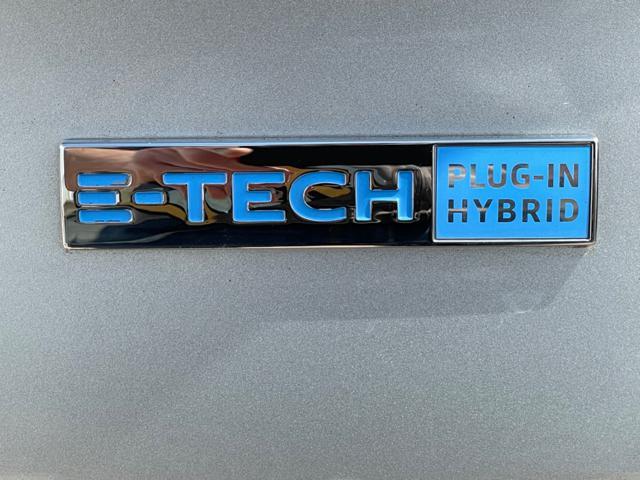RENAULT Captur Plug-in Hybrid E-Tech 160 CV Initiale Paris