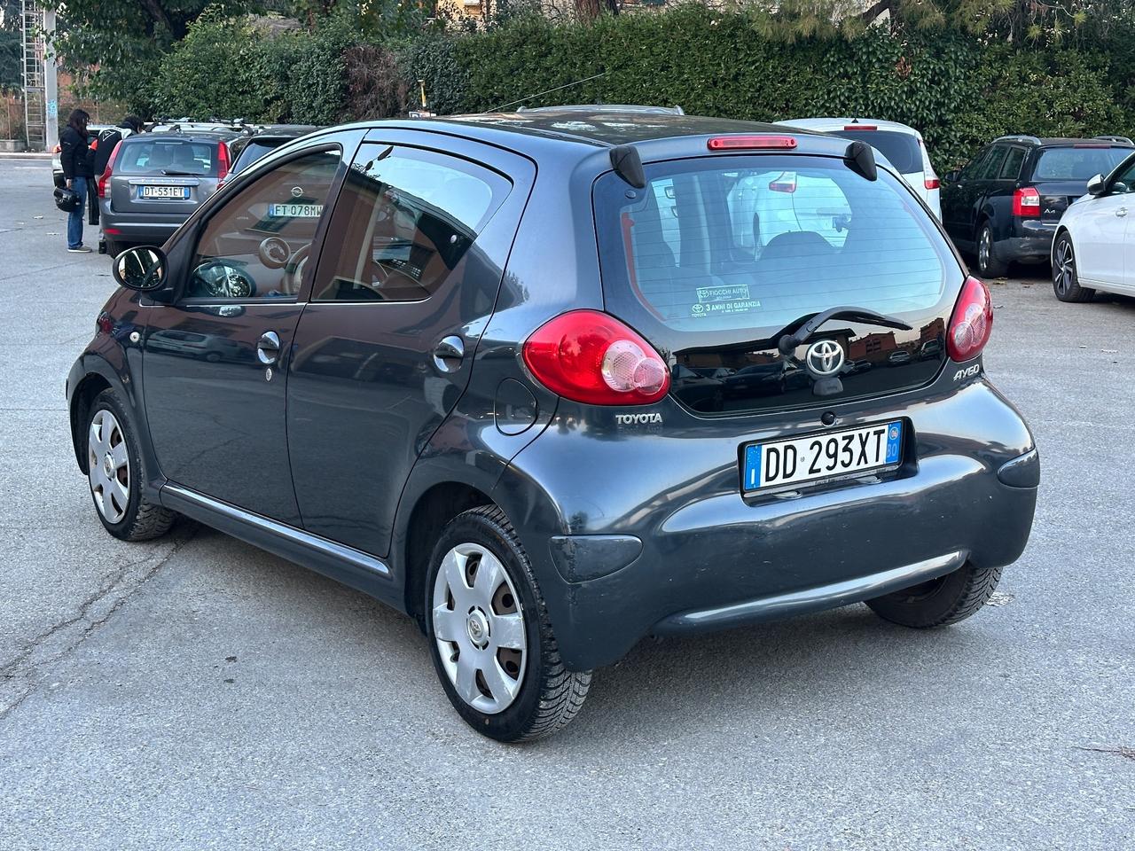 Toyota Aygo 1.0 12V VVT-i 5 porte Sol