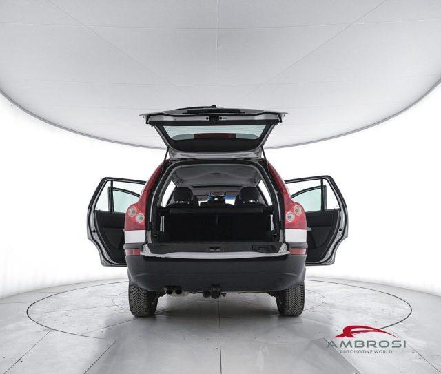 VOLVO XC90 2.4 D5 185 CV AWD Momentum - PER OPERATORI DEL SET