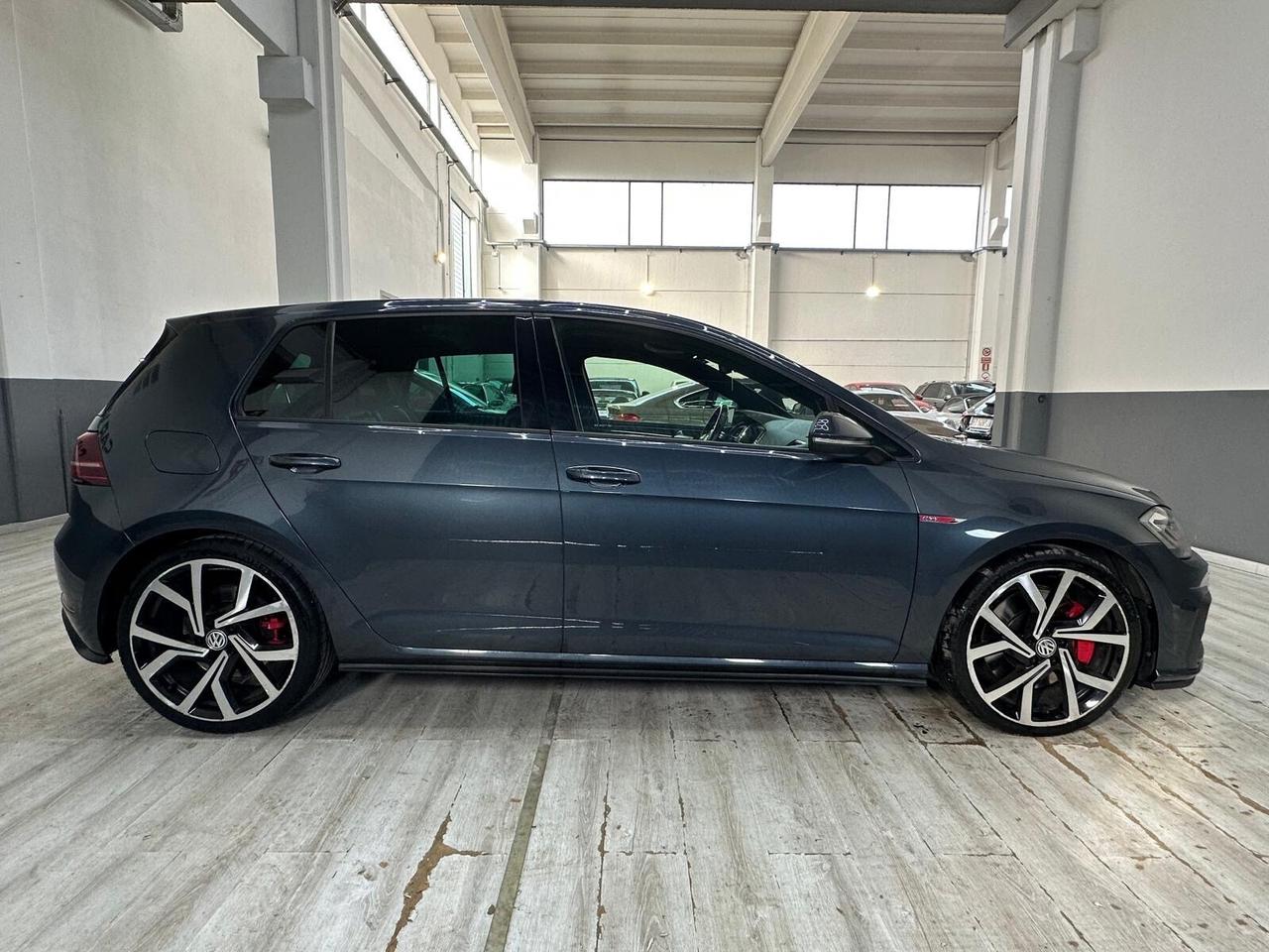 Volkswagen Golf GTI 2.0 245 CV TSI DSG 5p. BMT